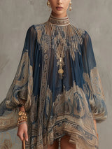 Bérénice | Robe Mini en Mousseline Asymétrique à Imprimé Baroque Bleu Marine et Col Montant