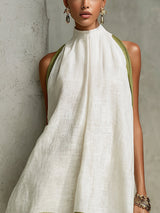 Agathe | Robe Mini Trapèze Sans Manches Blanche et Vert Olive à Fleurs