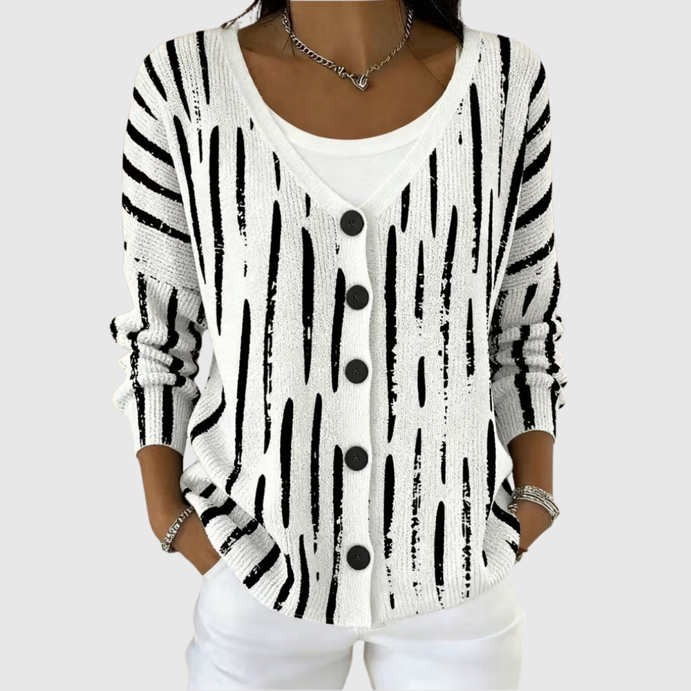 Leonora | Buttoned Knit Jacket