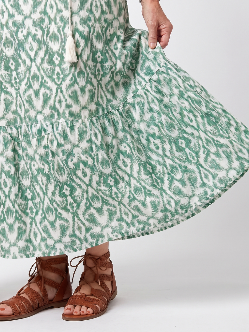 Emmanuelle | Robe Midi à Motif et Col en V