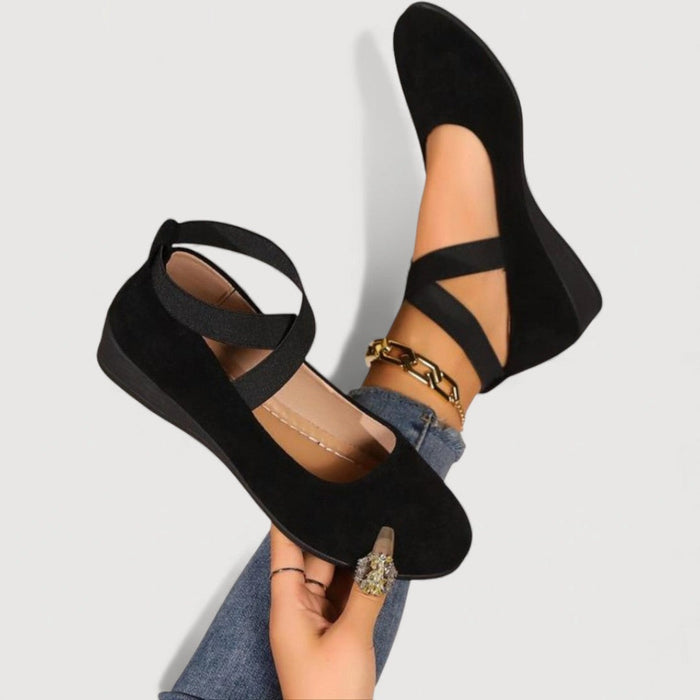 Giovanna | Elegant Women's Ballet Flats - Black